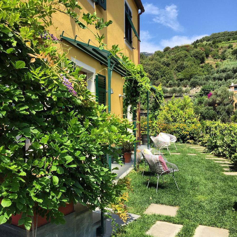 Отель La Casa Di Andrea Relais Монтероссо-аль-Маре Экстерьер фото